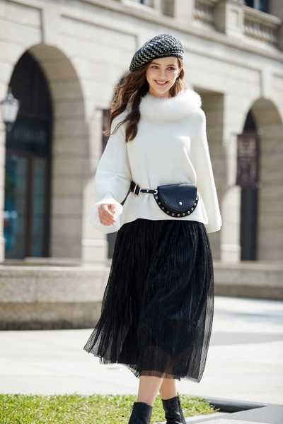 Knitted fashion beret