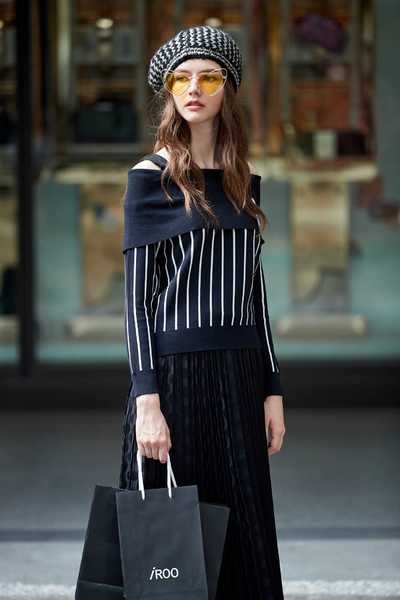 Knitted fashion beret