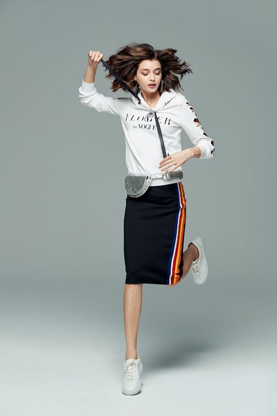 iROO x Flower in Vogue Floral Embroidered Hoodie Hooded Sweatshirt