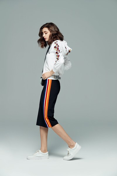 iROO x Flower in Vogue Floral Embroidered Hoodie Hooded Sweatshirt